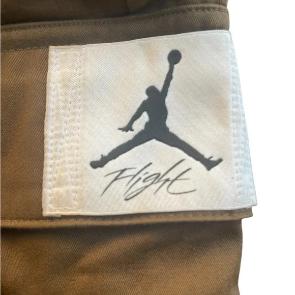 Nike Air Jordan Essentials Utility Cargo Pants color Desert Mens Size Small - Picture 3 of 15